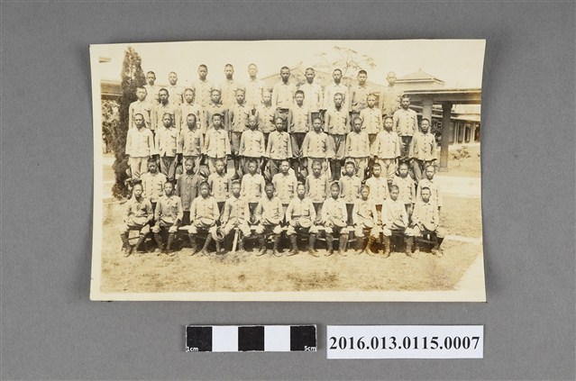 陳文炎與嘉農同學團體合照 (共3張)