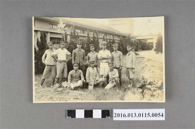 陳文炎與嘉農同學合照 (共3張)