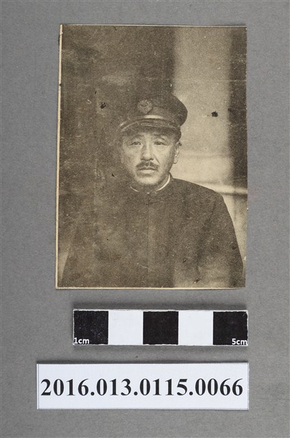 嘉農職員個人照 (共3張)