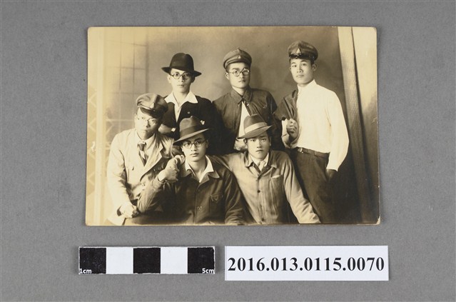 嘉農同學沙龍照 (共3張)