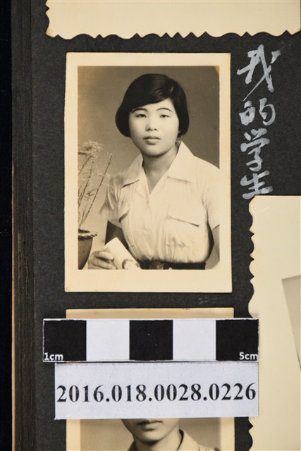 任教學生照 (共3張)