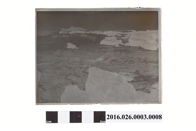 北浦義三翻拍大里之眺望底片 (共2張)