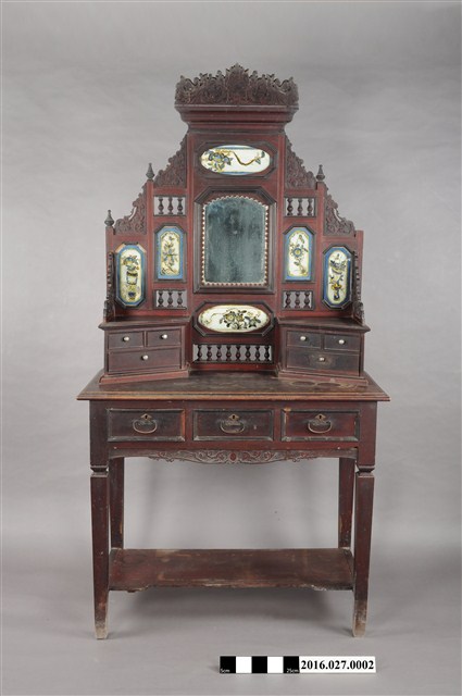 朱漆雕花鑲彩繪玻璃畫梳妝臺 (共9張)