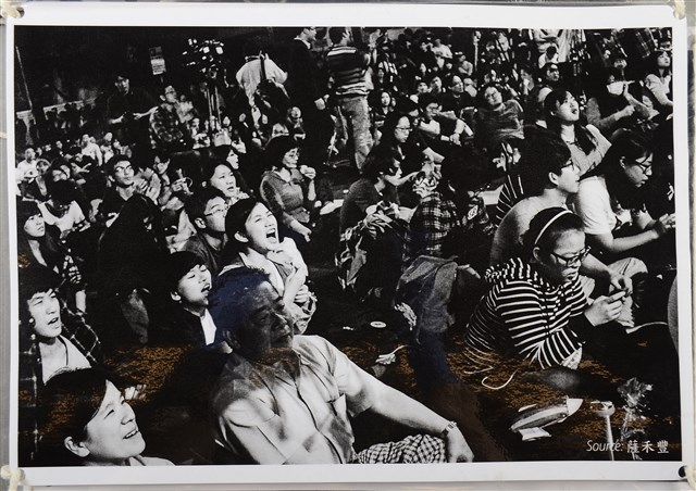 群眾黑白照片  (共1張)