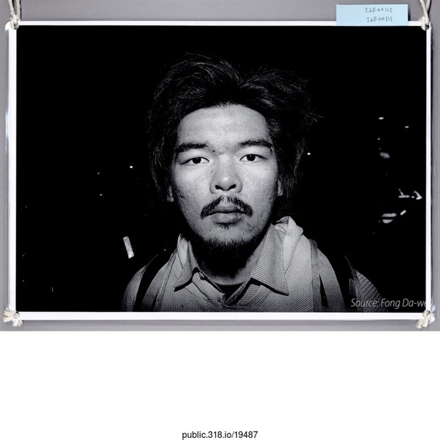 民眾黑白照片  (共1張)