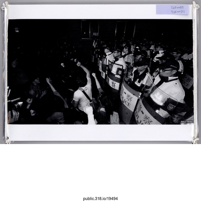 民眾黑白照片  (共1張)