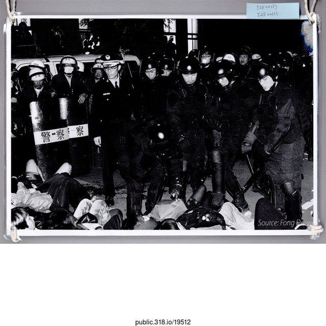 警察黑白照片  (共1張)