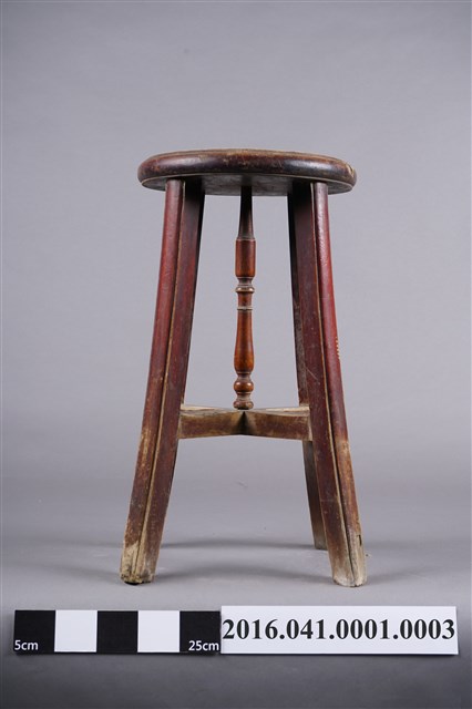 鑲彩色磁磚圓面高腳椅 (共8張)