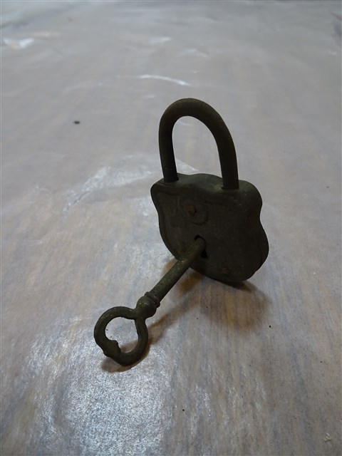 銅鎖及鑰匙組 (共5張)