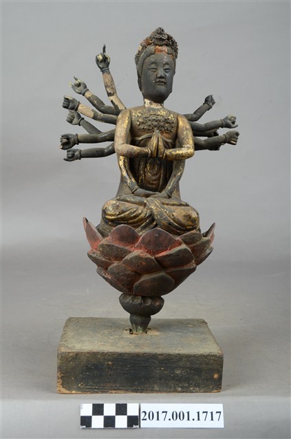 木雕準提觀世音菩薩像 (共10張)