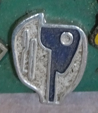 銀藍白三色28紀念徽章 (共7張)