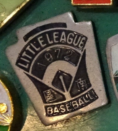 民國61年南區棒球小聯盟紀念章 (共4張)