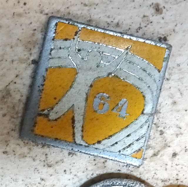 民國64年田徑比賽紀念章 (共4張)