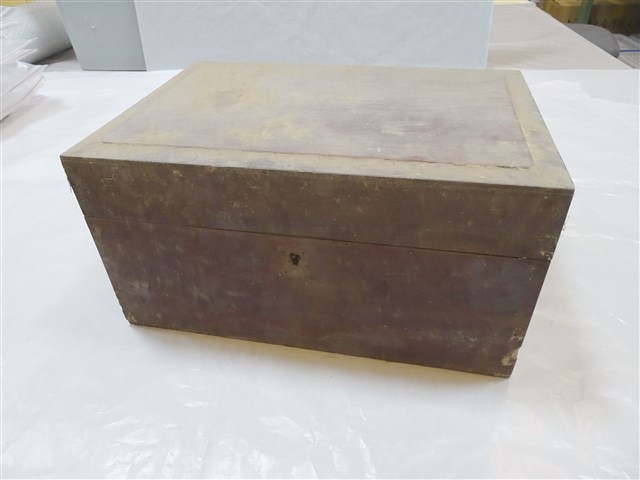 小型木質衣箱 (共12張)