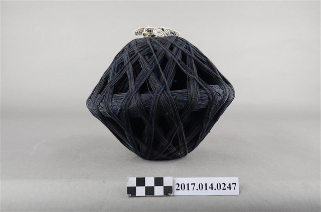 藏青色棉線球 (共6張)