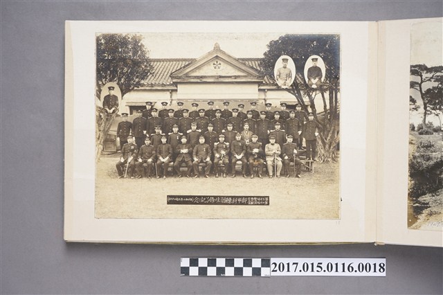 第三十回警察官部／第二十回司獄官部甲科練習生修了記念 (共1張)