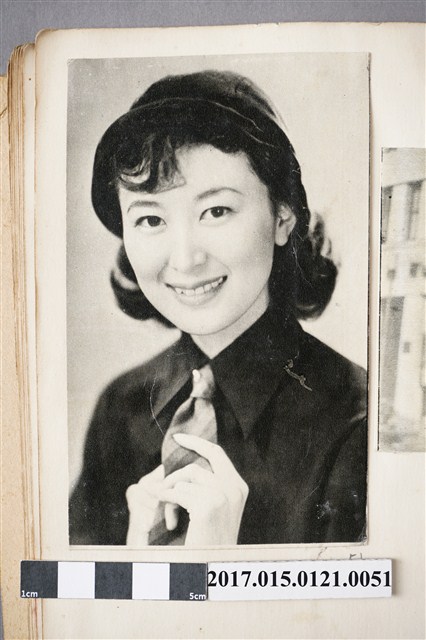 一人物之照片 (共3張)