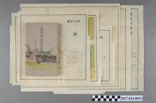 臺灣總督府交通局鐵道部編輯與發行《臺灣鐵道旅行案內》與地圖組 (共2張)