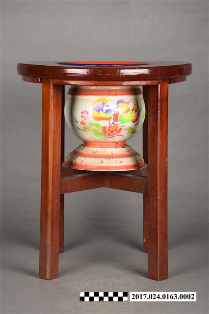 陪嫁物閨房用具之支撐木架及瓶子 (共9張)