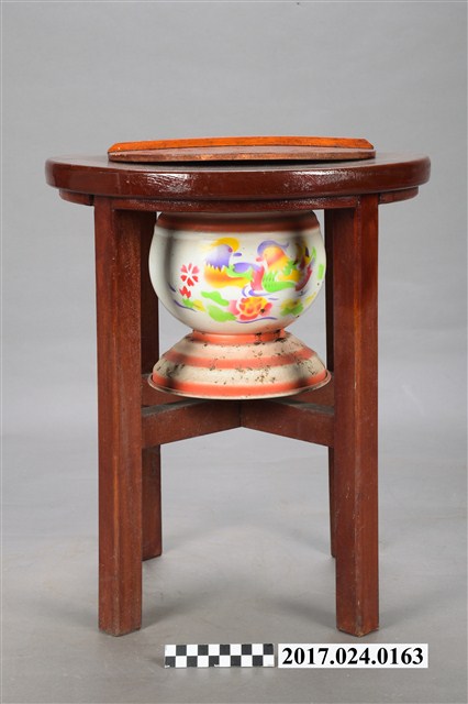 陪嫁物閨房用具組 (共9張)