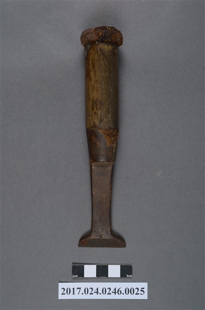 鑿刀之10 (共4張)