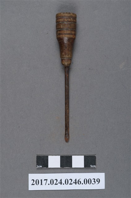 鑿刀之24 (共4張)