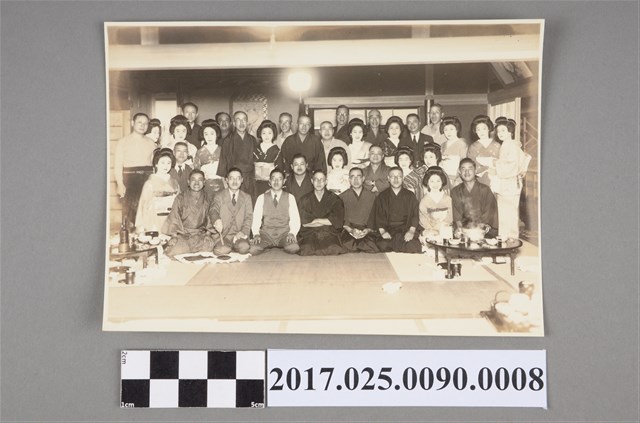 日治時期酒屋大合照 (共2張)