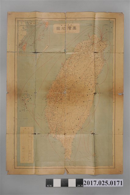 新高堂書店發行〈45萬分之1臺灣地圖〉 (共2張)