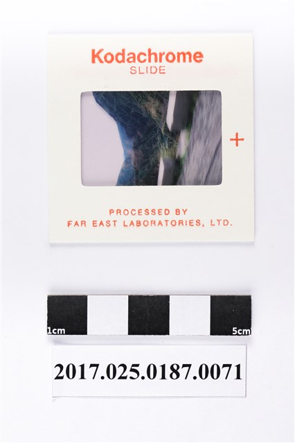 路旁的山間景色 (共2張)