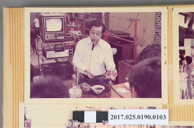 叫賣小吃一景 (共4張)