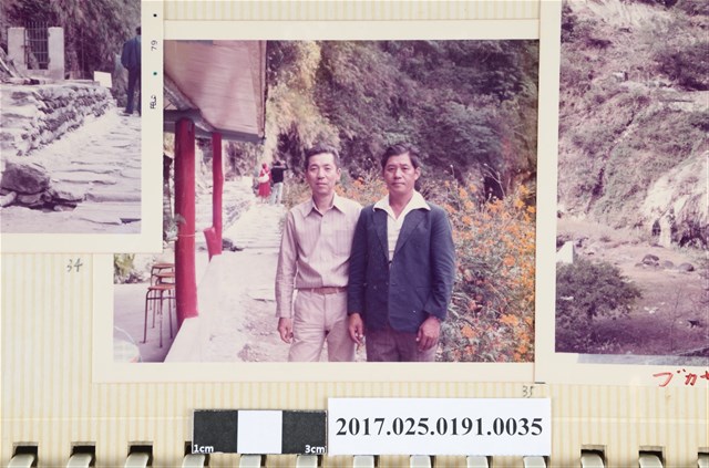 2名男子合照 (共4張)