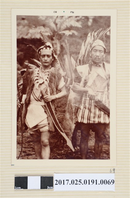 2名原住民合照 (共4張)