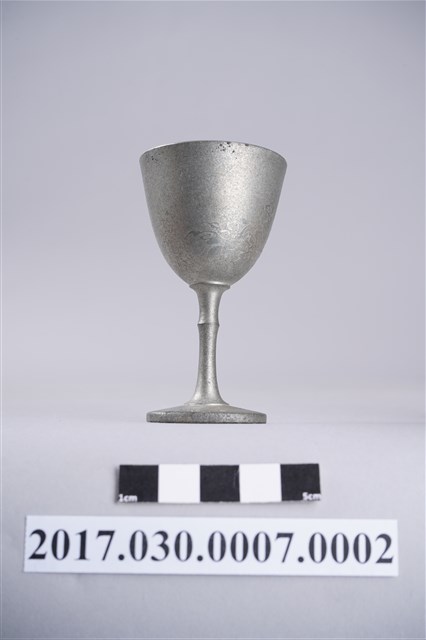 櫻花紋錫製高腳杯 (共4張)