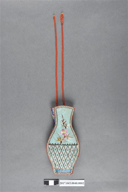瓶形繡花菸絲袋 (共3張)