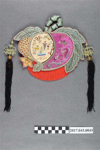 石榴形彩繡鏡罩 (共3張)