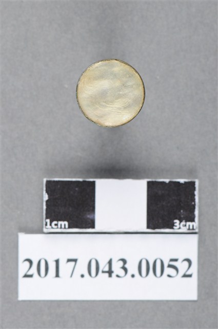 圓形嵌寶石袖扣 (共4張)