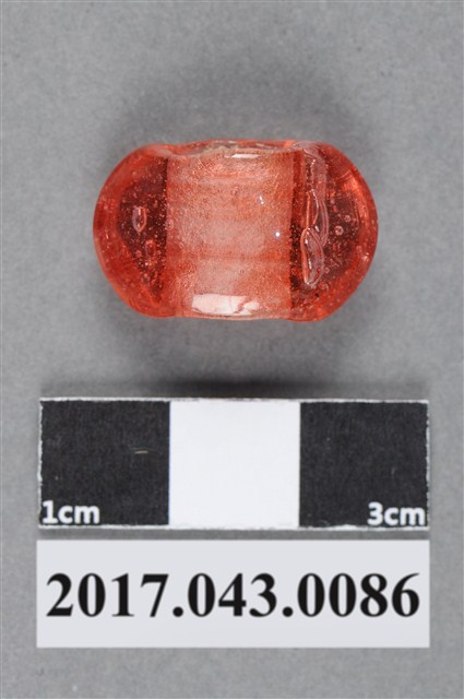 紅色玻璃扁珠 (共4張)