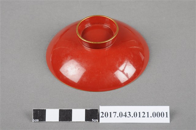 金泥高盛　五七の桐家紋　漆塗　明治期　　　za-1 金泥高盛 五七の桐家紋 漆塗 明治期 za-1