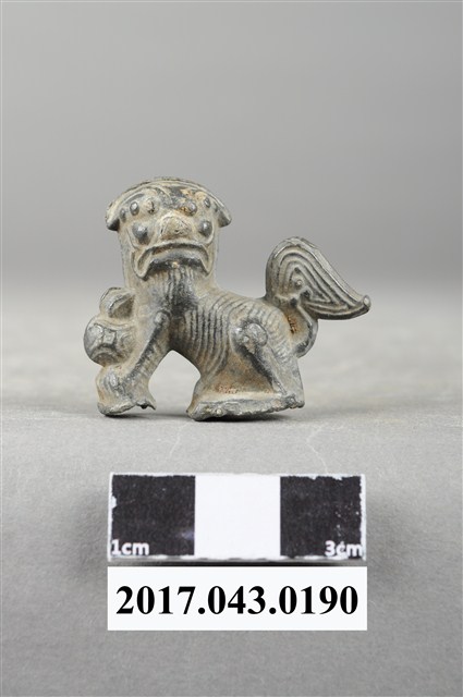 錫製獅形酒壺蓋紐 (共9張)