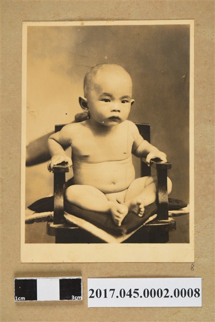 幼兒獨照 (共2張)