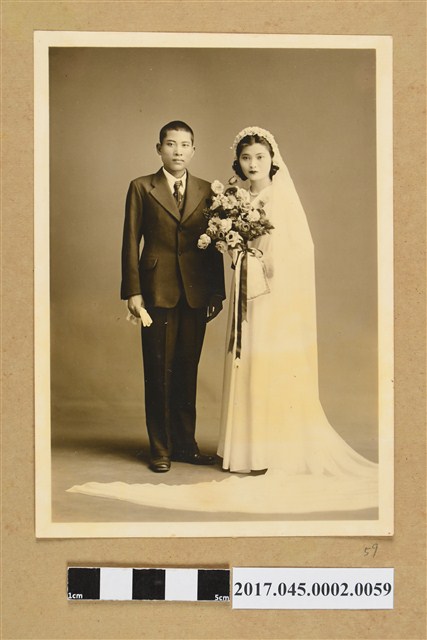 林桂興姪女陳有福妹婚紗照 (共2張)