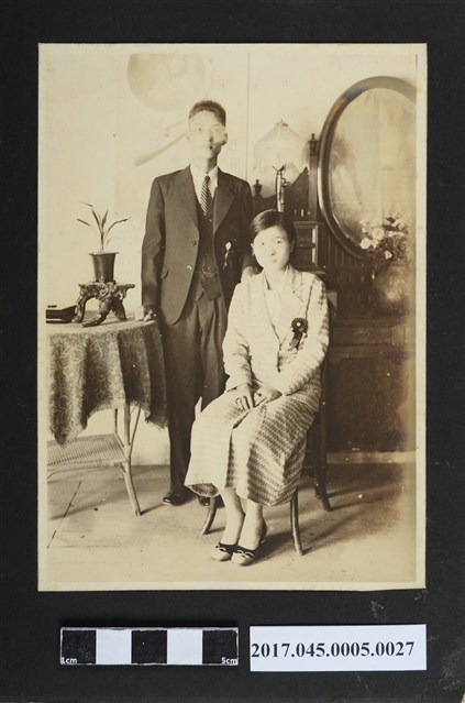 林桂興姪子陳有生和妻子合照 (共2張)