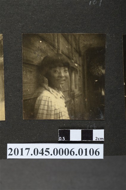 林桂興姪女林春英獨照 (共2張)