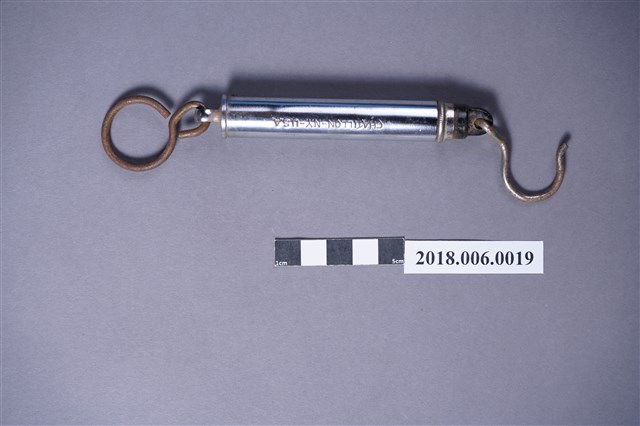 鐵製手提磅秤 (共4張)