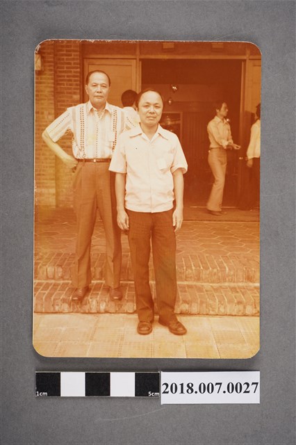 文鍵日常生活照 (共2張)