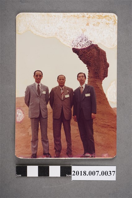 文鍵野柳女王頭旅遊照片 (共2張)