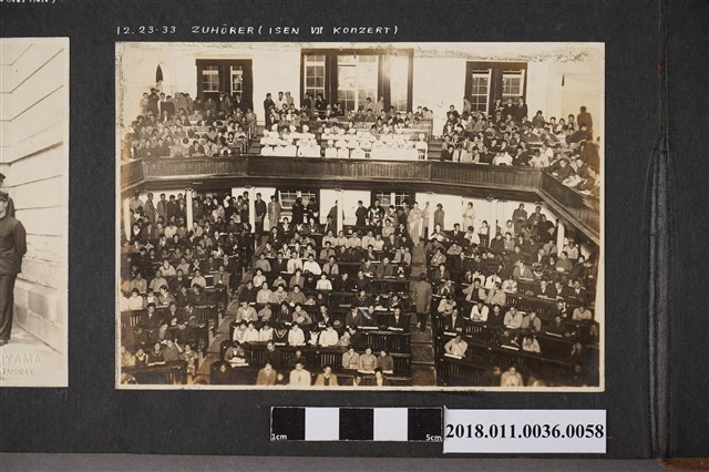 多人集會 (共2張)