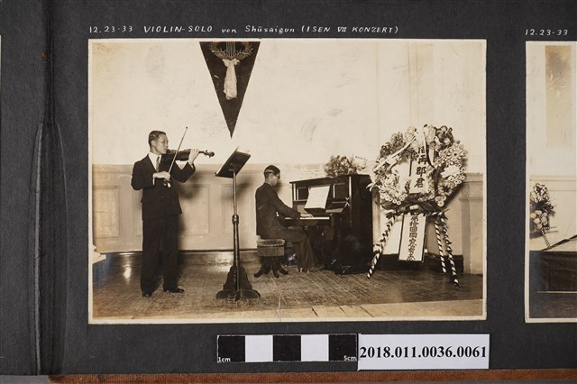 小提琴與鋼琴表演照 (共2張)