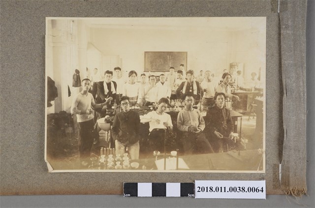 化學實驗室 (共2張)