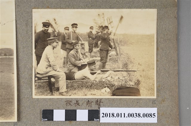 校長射擊 (共2張)